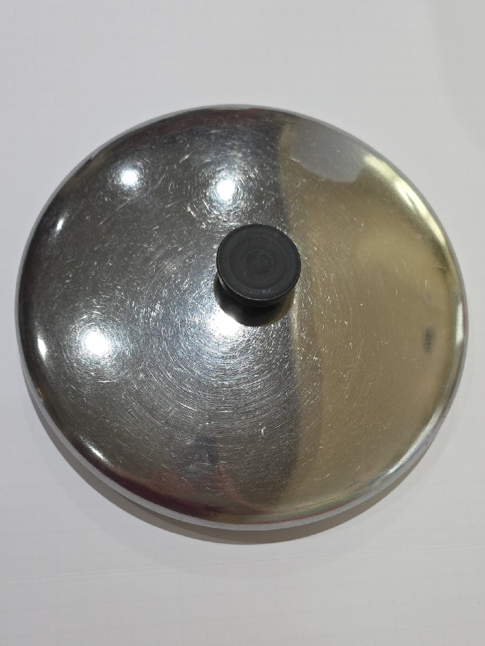 Stainless Steel Cookware Lid with Black Heat-Resistant Knob